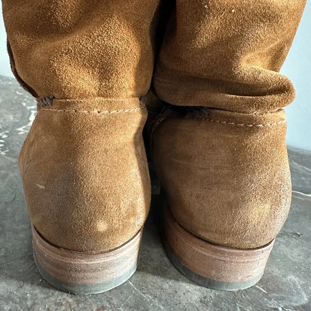 FRYE Cara Suede Short Boots - Distressed in brown Size 8.5 Barely Worn - Picture 13 of 14